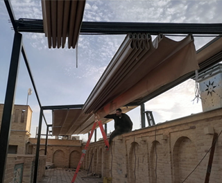 سایبان متحرک